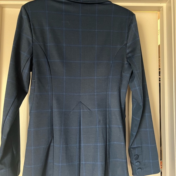 CAbi Check Blazer Style # 5475 Windowpane Check Navy Blue - Picture 5 of 7